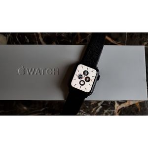 Apple Watch Series 4 (40mm) **SOLD**